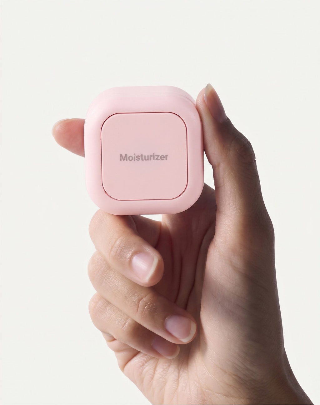 The Cohe Capsule — Magnetic Travel Capsules