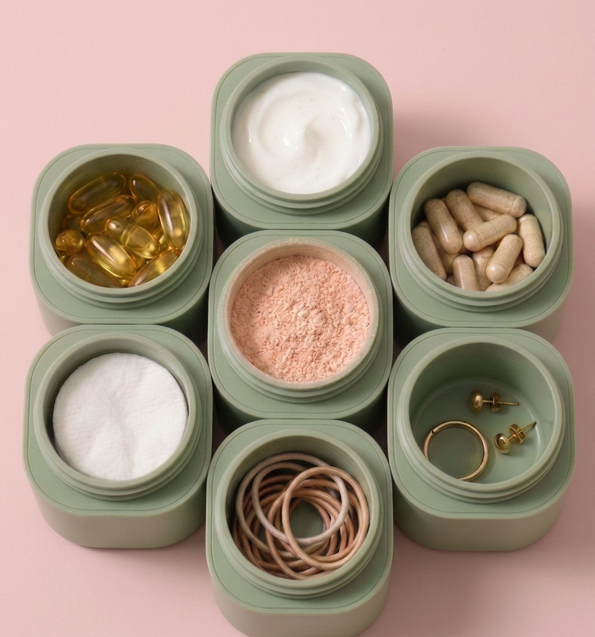 The Cohe Capsule — Magnetic Travel Capsules